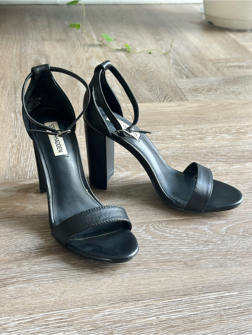 Steve Madden CARRSON Black Ankle-Strap Block Heel Sandals
